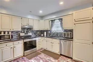 220 Oak Park Ln, Union Township, PA 16101 - Photo 9