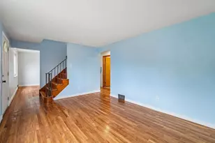 230 Calmar Dr, Pittsburgh, PA 15147 - Photo 7
