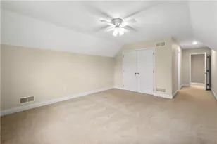 531 Laurel Oak Dr, Ohio Township, PA 15143 - Photo 15