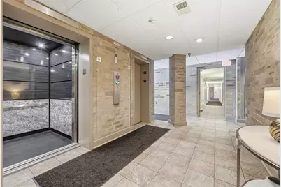 1400 Smokey Wood Dr #601, Pittsburgh, PA 15218 - Photo 3