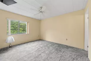 1400 Smokey Wood Dr, Pittsburgh, PA 15218 - Photo 15