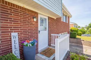 5464 California, Bethel Park, PA 15102 - Photo 3