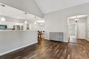 113 Clearwater Dr, Ellwood City, PA 16117 - Photo 7