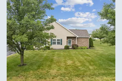 113 Clearwater Drive, Ellwood City, PA 16117 - Photo 5