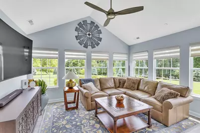 6153 Heatherfield Ct, Lancaster Township, PA 16037 - Photo 13