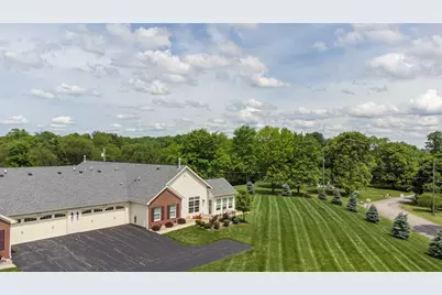 6153 Heatherfield Ct, Lancaster Township, PA 16037 - Photo 33