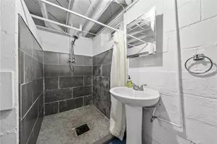 716 Darlington St, Carnegie, PA 15106 - Photo 29