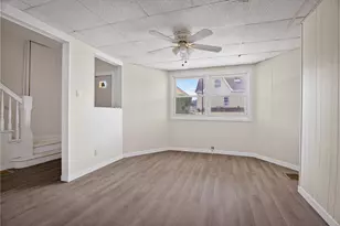 906 1st St, McKees Rocks, PA 15136 - Photo 5