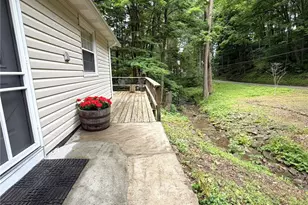 126 Brallier Dr, Ligonier Township, PA 15658 - Photo 3