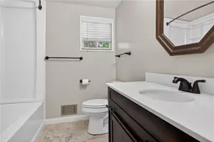 3808 Edinburg Dr, Murrysville, PA 15668 - Photo 17