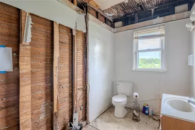 1551 Ridge Ave, Braddock, PA 15104 - Photo 23