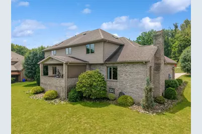 809 Rembrandt Cir, Hempfield Township, PA 15642 - Photo 3