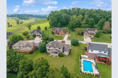 809 Rembrandt Cir, Hempfield Township, PA 15642 - Photo 7