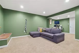 174 Broadstone Dr, Adams Township, PA 16046 - Photo 21