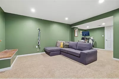 174 Broadstone Dr, Adams Township, PA 16046 - Photo 21
