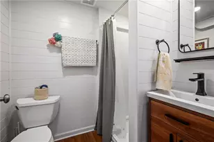 943 Biltmore Ave, Pittsburgh, PA 15216 - Photo 23