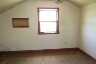215 Patterson Ave, Bridgeville, PA 15017 - Photo 15