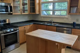 1705 Waterleaf Dr, Pittsburgh, PA 15143 - Photo 9