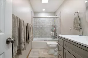 123 Rembrandt Dr, Twp of But SE, PA 16002 - Photo 9