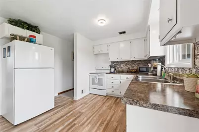314 Murrysville Rd, Level Green, PA 15085 - Photo 7