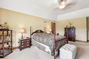 254 Ranger Dr, Pittsburgh, PA 15236 - Photo 25