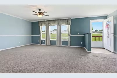 16 Jean St, Rostraver, PA 15012 - Photo 5