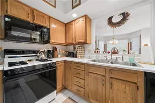 100 Unity Square, Unity Township, PA 15601 - Photo 9
