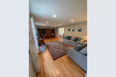 100 Southridge Dr, Monroeville, PA 15146 - Photo 7