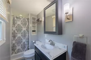 241 Parkedge, Green Tree, PA 15220 - Photo 33