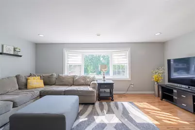 241 Parkedge, Green Tree, PA 15220 - Photo 11