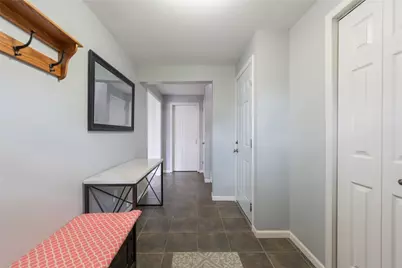 241 Parkedge, Green Tree, PA 15220 - Photo 3