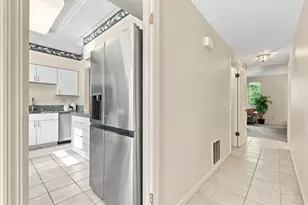 1561 Pinehurst, Pittsburgh, PA 15241 - Photo 3