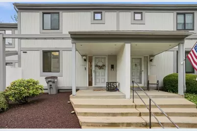 1561 Pinehurst, Pittsburgh, PA 15241 - Photo 3