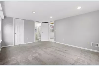 2012 Pleasant St, Bethel Park, PA 15102 - Photo 19