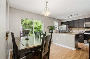 121 Shelbourne Dr, Moon/Crescent Twp, PA 15108 - Photo 17