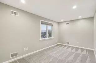 11 Summit St, Pittsburgh, PA 15209 - Photo 35