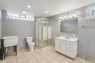 11 Summit St, Pittsburgh, PA 15209 - Photo 39