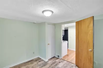 121 College Ave, Pittsburgh, PA 15239 - Photo 15