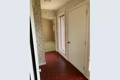 331 Westbrook, Twp of But NW, PA 16001 - Photo 9