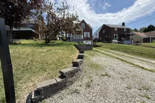 3645 W Run Rd, Munhall, PA 15120 - Photo 15