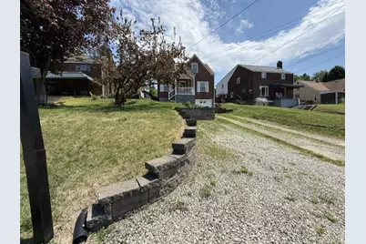 3645 W Run Rd, Munhall, PA 15120 - Photo 15