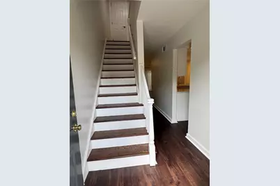 196 Jamestown Dr, Scott Township, PA 15216 - Photo 13