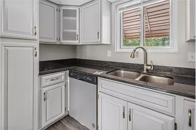 2807 Fayette St, McKeesport, PA 15132 - Photo 9