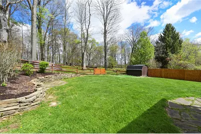131 Sylvania Drive, South Park, PA 15236 - Photo 23