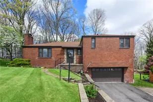 131 Sylvania Dr, South Park, PA 15236 - Photo 1