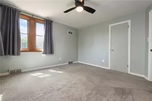 131 Sylvania Dr, South Park, PA 15236 - Photo 17