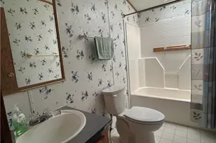 1 Grandview Dr, Perry Township, PA 16130 - Photo 13