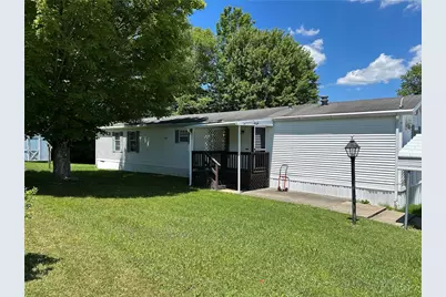 1 Grandview Dr #13, Perry Township, PA 16130 - Photo 1