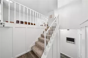 1070 Saybrook Dr, Greensburg, PA 15601 - Photo 3