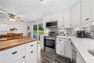 1070 Saybrook Dr, Greensburg, PA 15601 - Photo 5